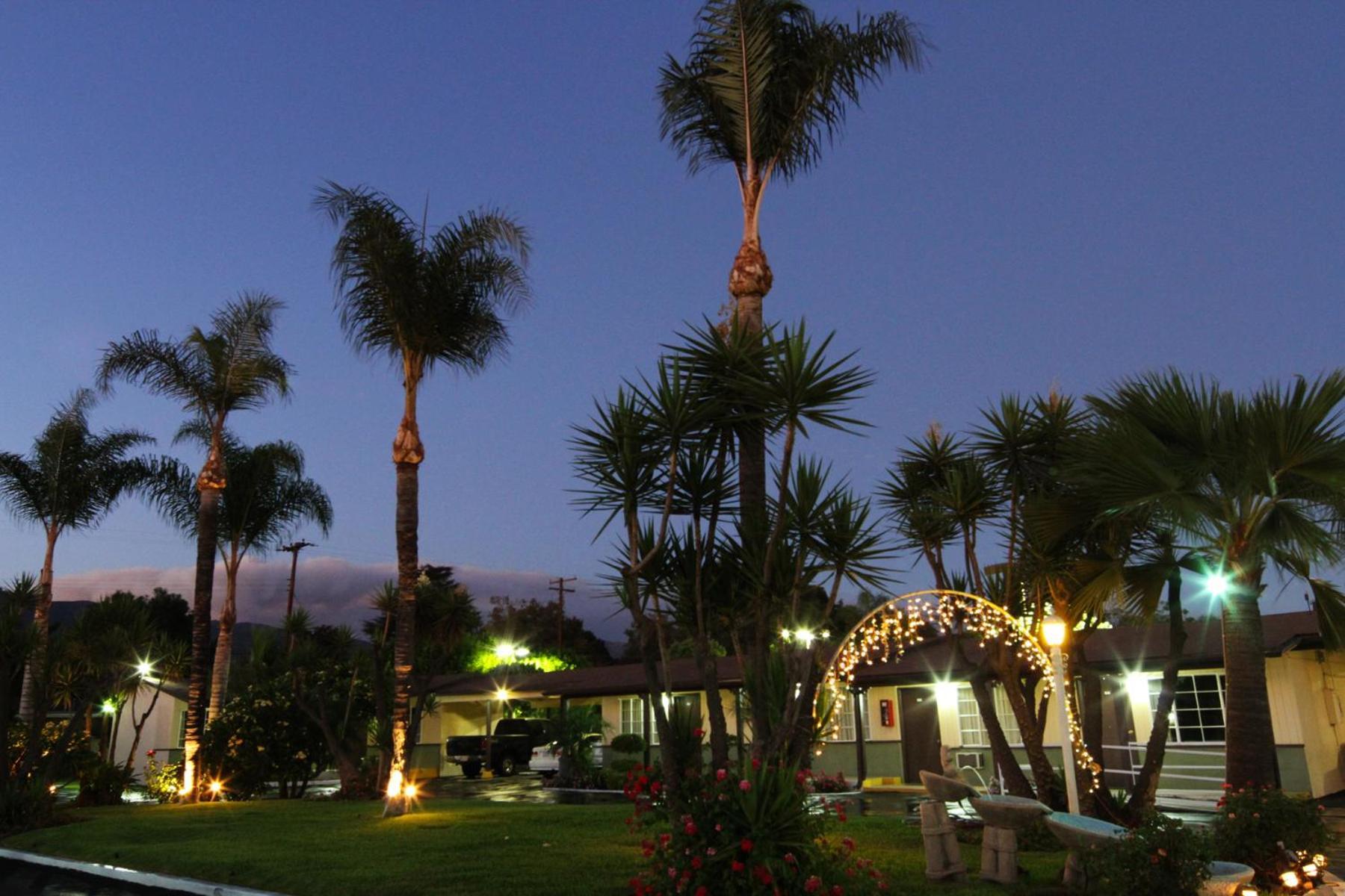 Palm Tropics Motel Glendora Extérieur photo